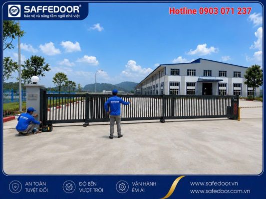 cổng xếp trượt nhôm